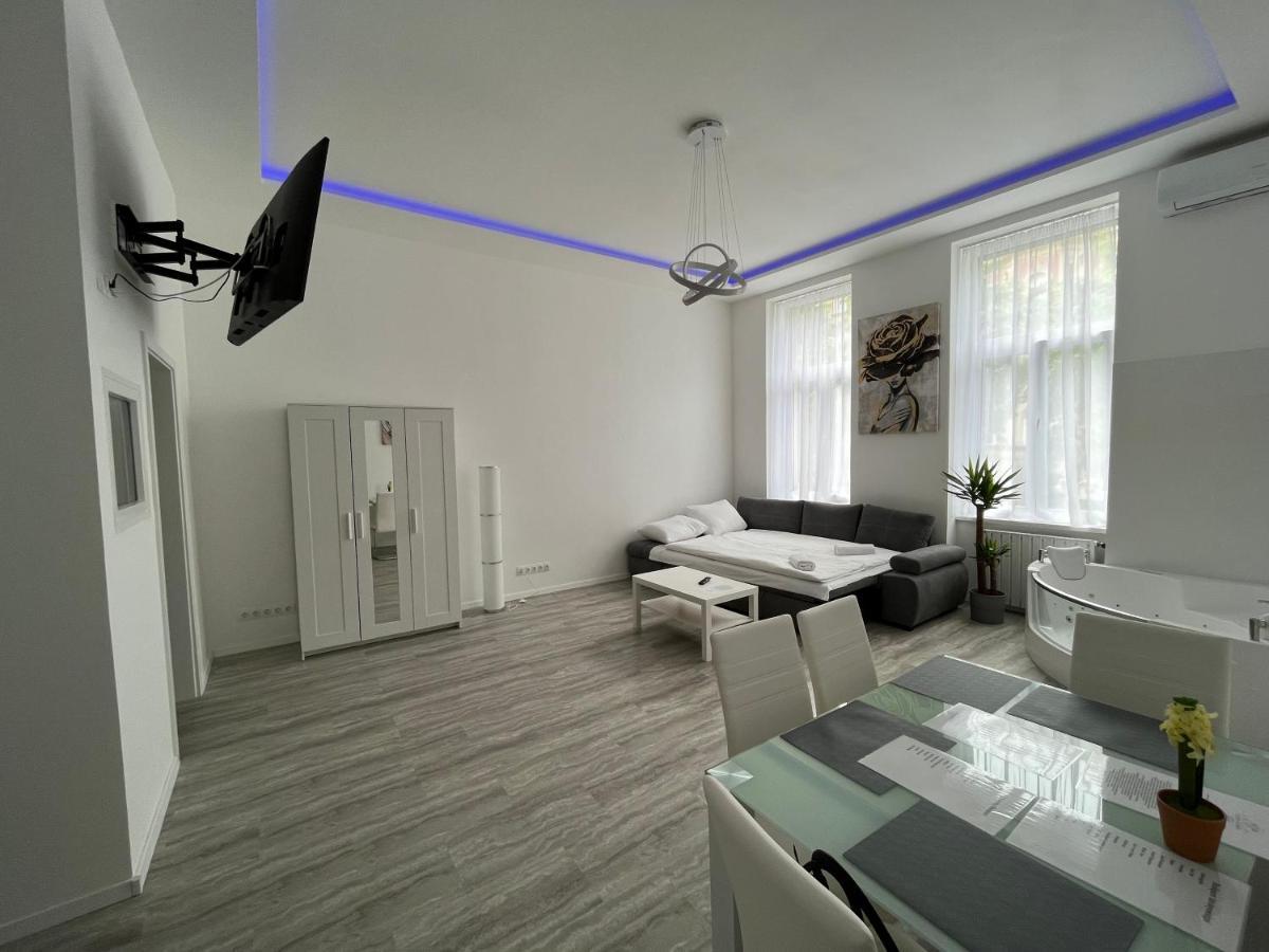 Luxury Apartment In The Central Budapeşte Dış mekan fotoğraf